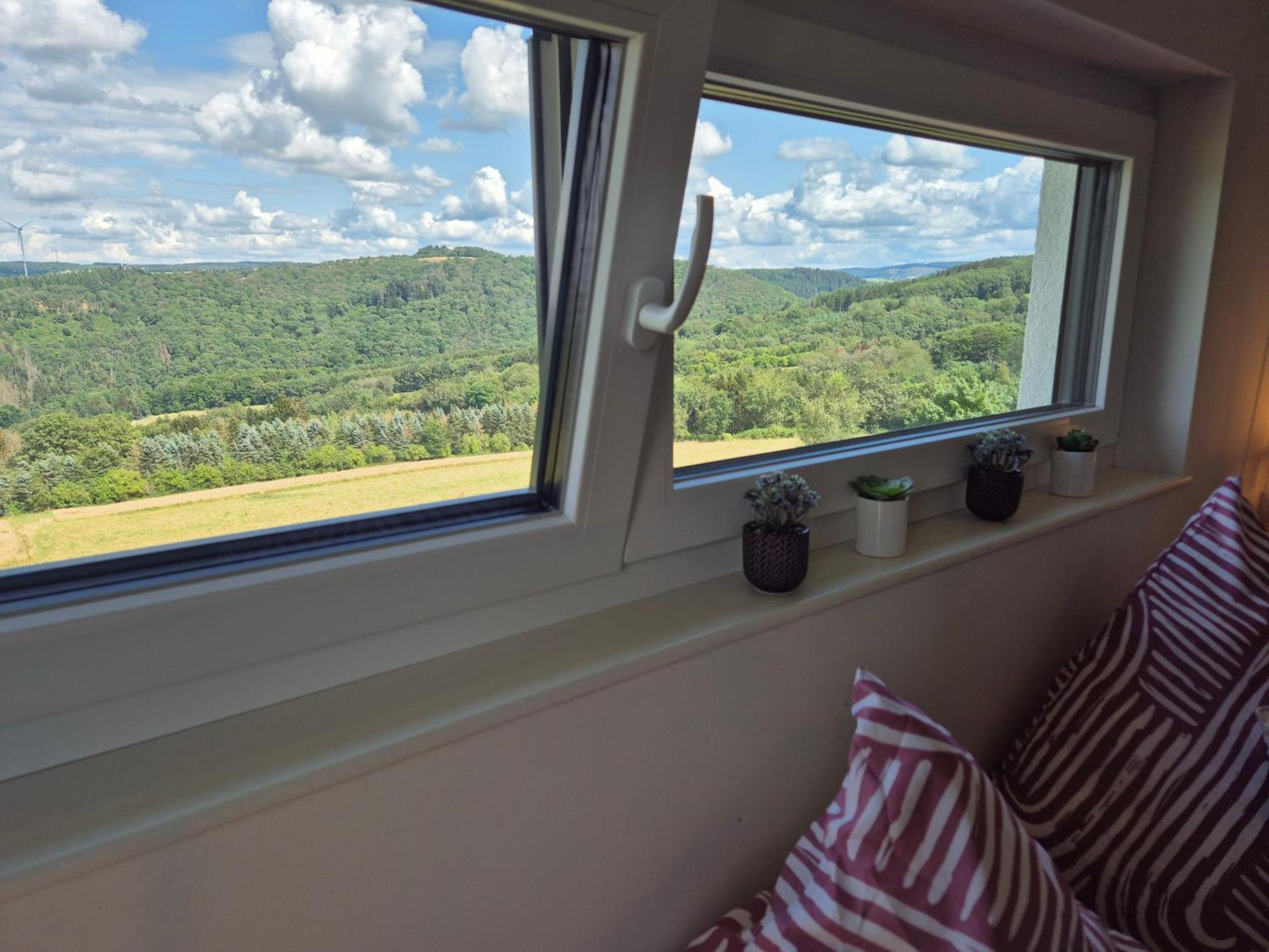 Serenity Vista Retreat Bnb Bescheid Esterno foto
