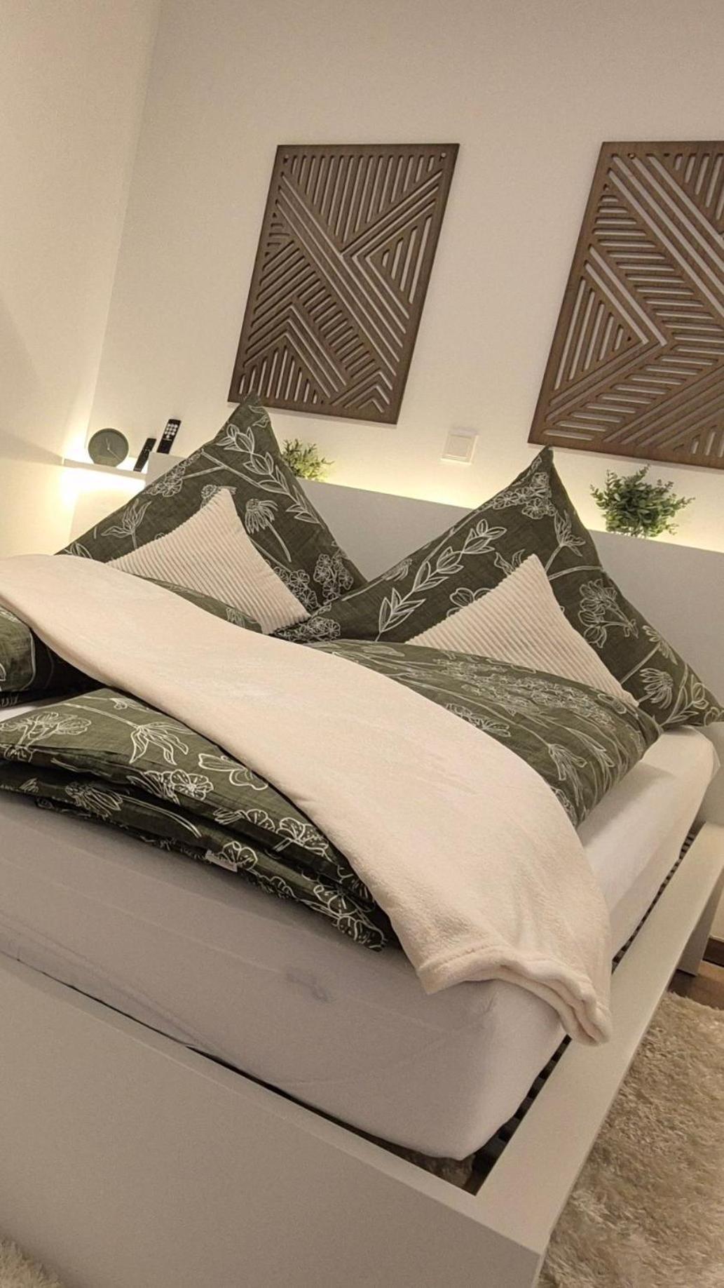 Serenity Vista Retreat Bnb Bescheid Esterno foto