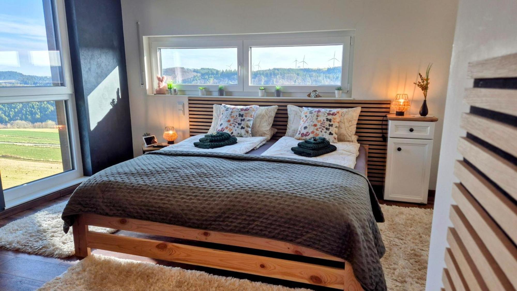 Serenity Vista Retreat Bnb Bescheid Esterno foto